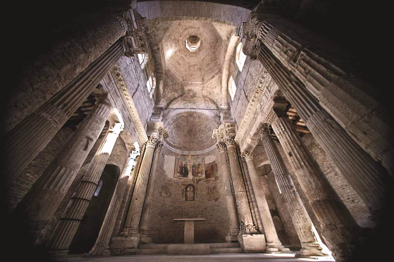 Spoleto (Pg) la Basilica di San Salvatore