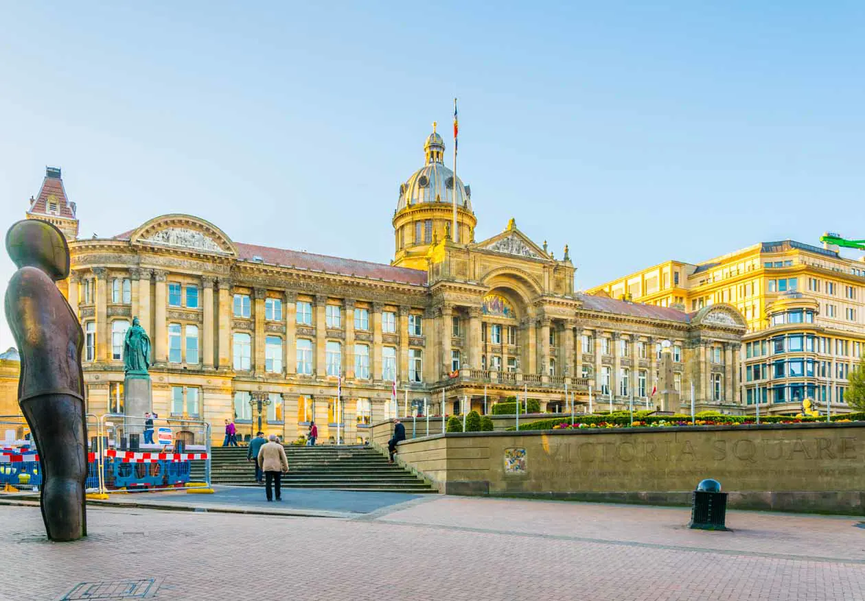 Birmingham Museum & Art Gallery. Foto per uso editoriale. Copyright © Sisterscom.com / Dudlajzov / Depositphotos