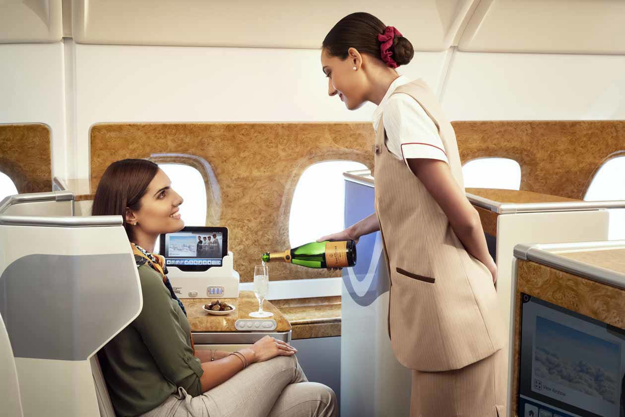 Gli champagne a bordo di Emirates. © Emirates Airlines / The Emirates Group