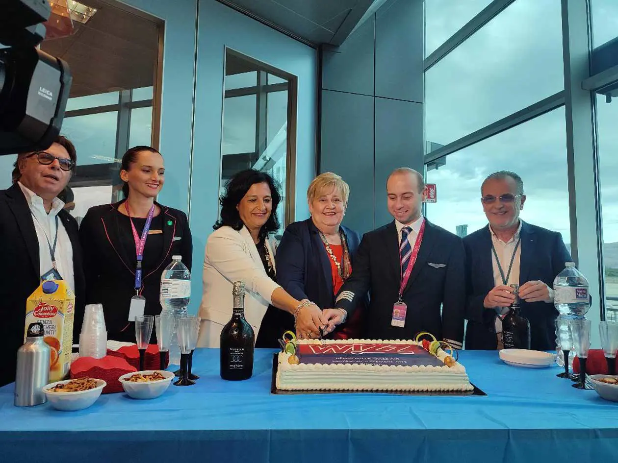 Inaugurazione volo Wizz Air Comiso -Tirana © Ufficio Stampa Wizz Air