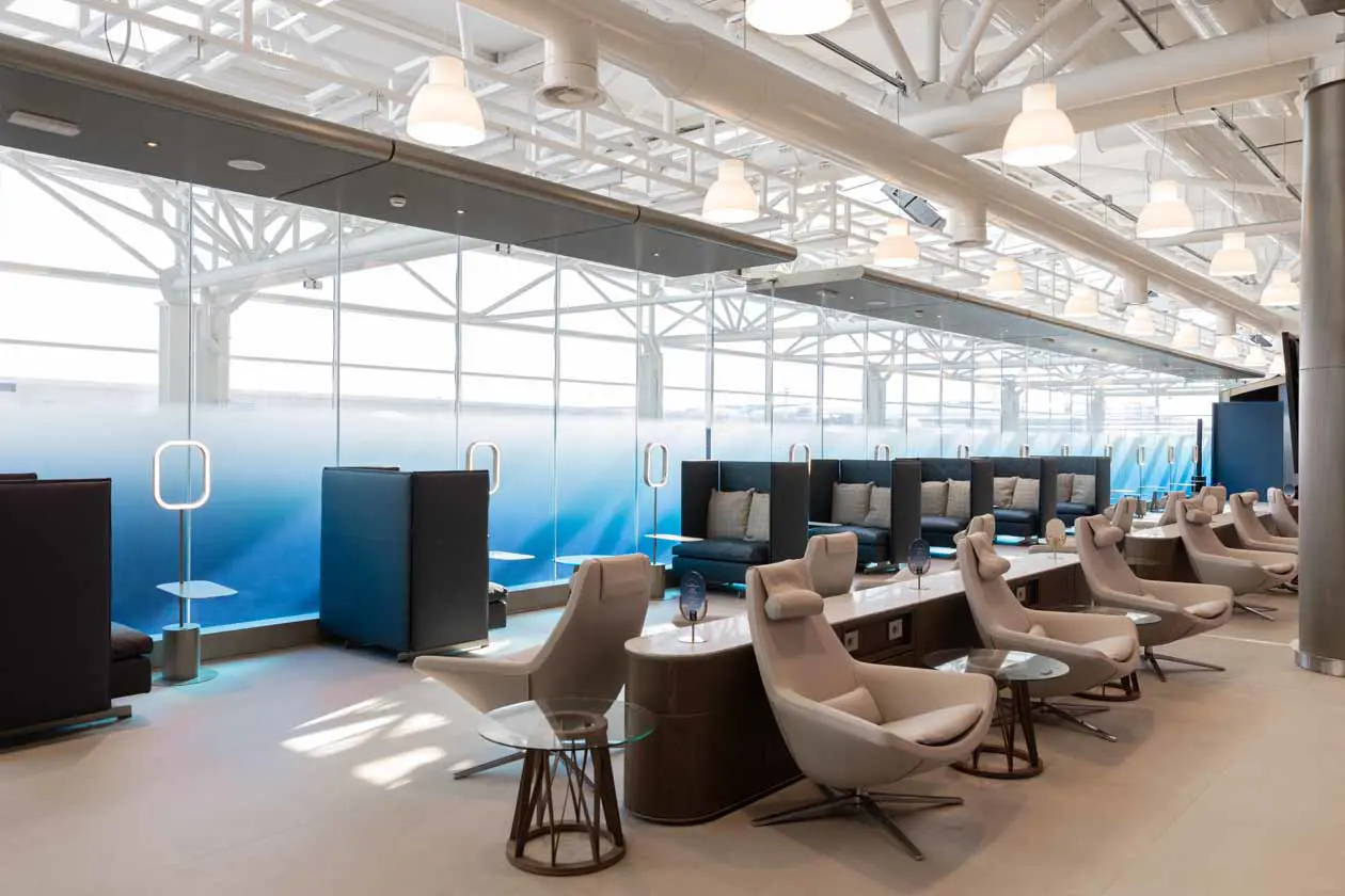 Hangar Lounge di Ita Airways all’Aeroporto Leonardo da Vinci di Fiumicino. Foto: © ITA Airways.