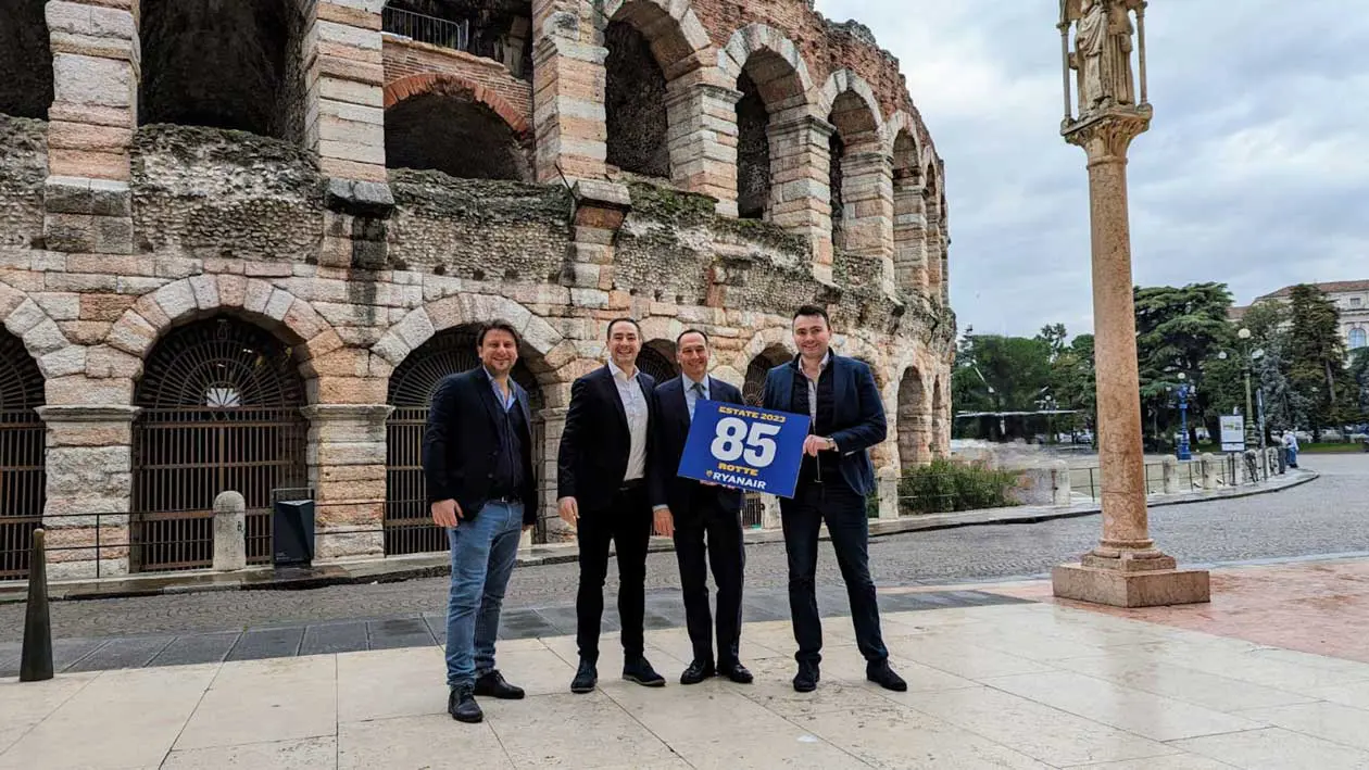 Mauro Bolla, Country Manager Italia Ryanair, Jason McGuinness, Direttore Commerciale Ryanair, Camillo Bozzolo, Direttore Commerciale e Marketing Aviation del Gruppo SAVE e Raymond Kelliher, Direttore Sviluppo Rotte Ryanair.