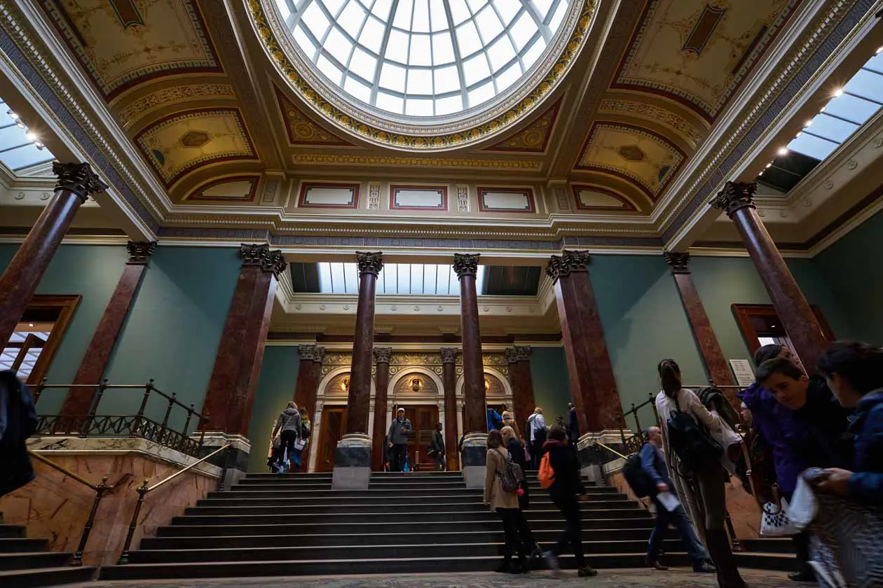 National Gallery di Londra. Foto per uso editoriale. Copyright © Sisterscom.com / LuisPinaPhotography / Depositphotos