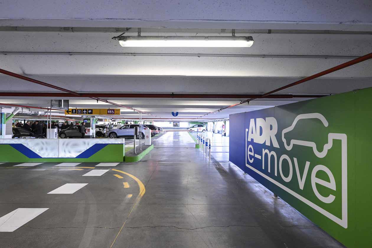 ADR e-move, Aeroporto di Fiumicino, parcheggio pubblico per veicoli elettrici. Copyright © ADR