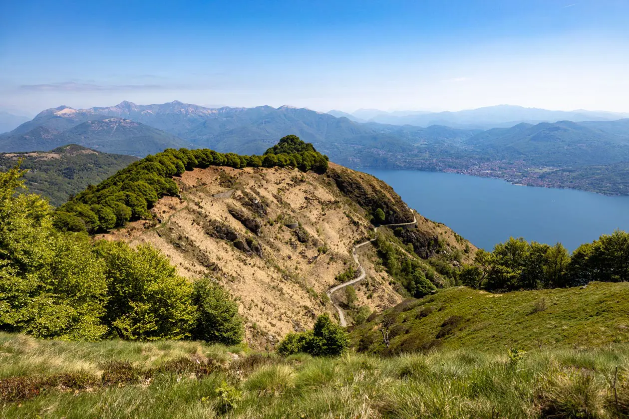 Linea Cadorna dell'Alto Verbano vista dal Morissolino  Foto: Copyright&nbsp;©  Archivio fotografico Distretto Turistico dei Laghi_ph. Marco Benedetto Cerini
