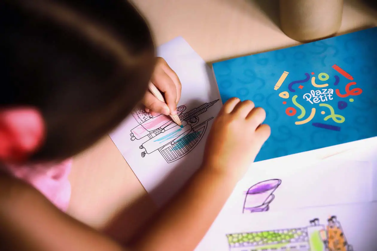 Plaza Petit Child Drawing Image foto: Copyright © Ufficio Stampa Plaza Premium Group