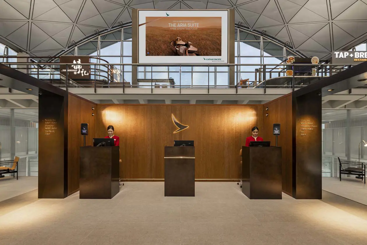 The Bridge, Cathay Pacific Lounge, Gate 35 - Terminal 1, Aeroporto Internazionale di Hong Kong (HKG) Copyright © Cathay Pacific