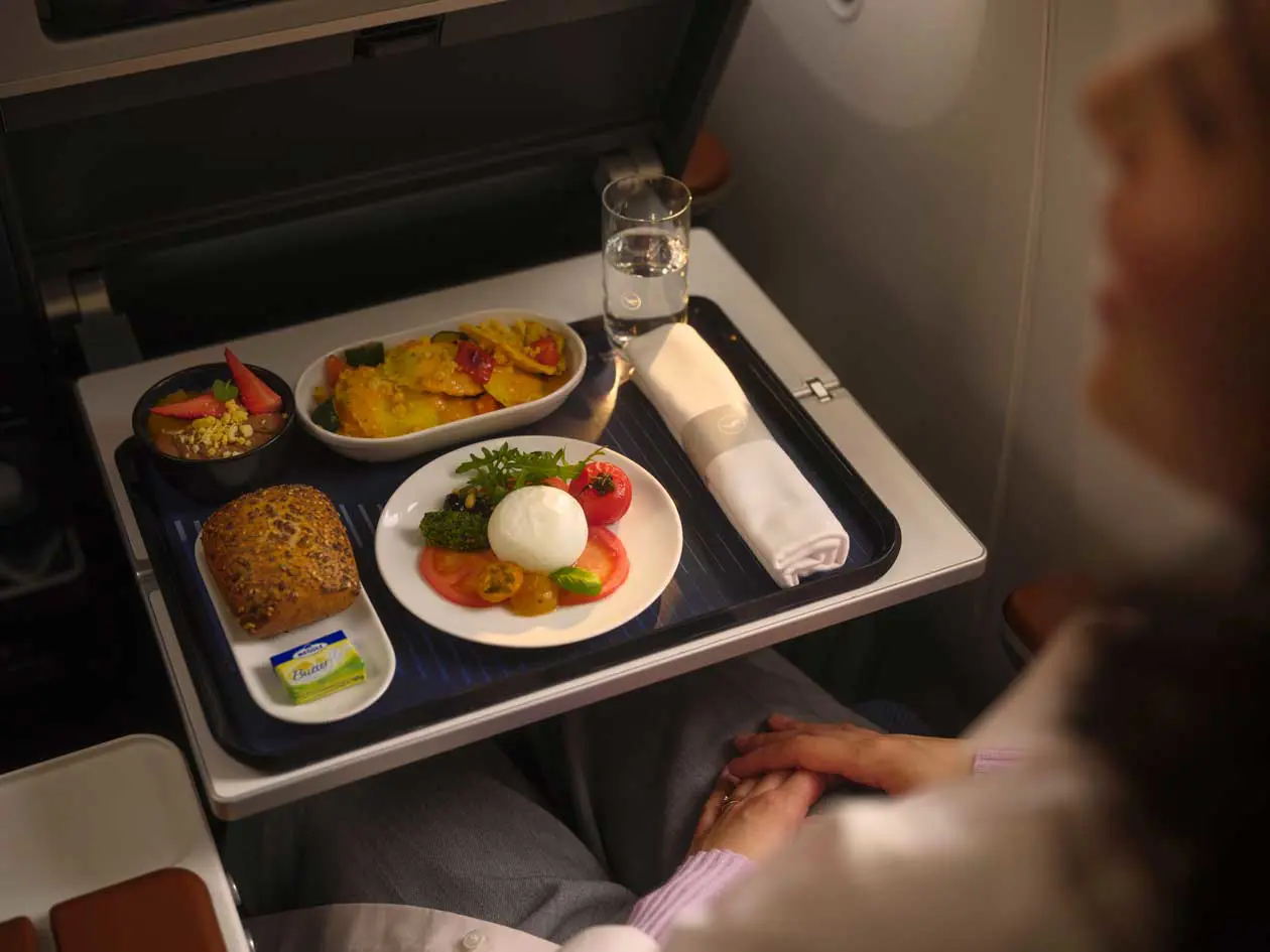 Lufthansa: servizio di bordo FOX Foto:&nbsp;Copyright ©&nbsp;Lufthansa Group