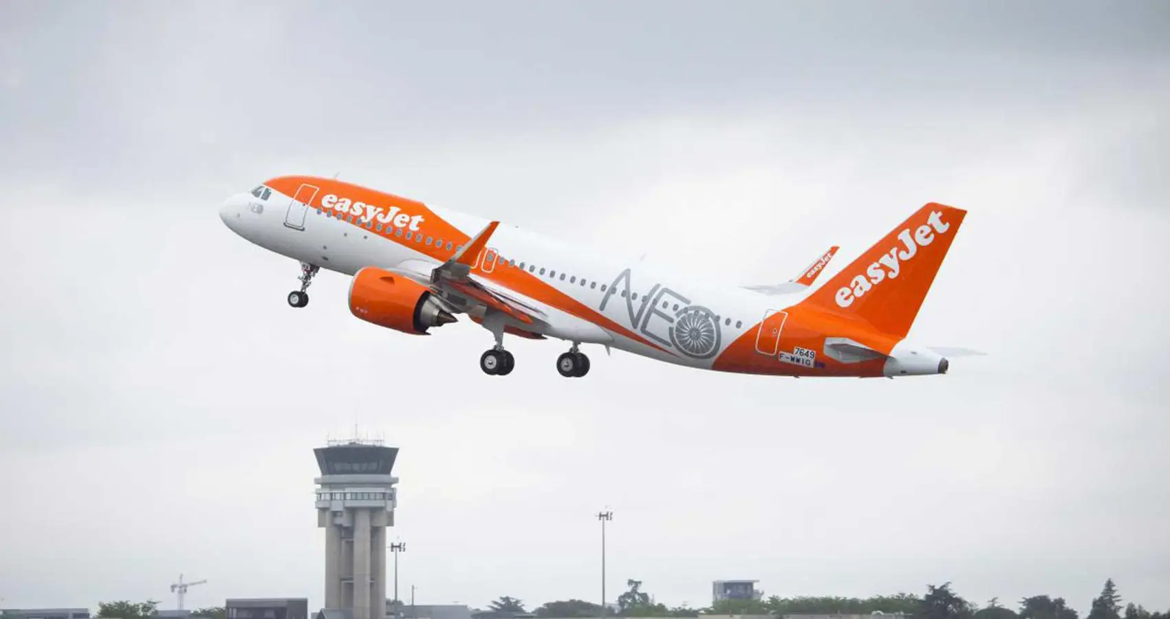 easyjet