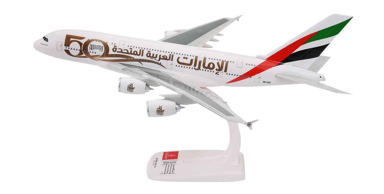 Collezione Emirates dedicata al 50esimo anniversario degli Emirati Arabi Uniti