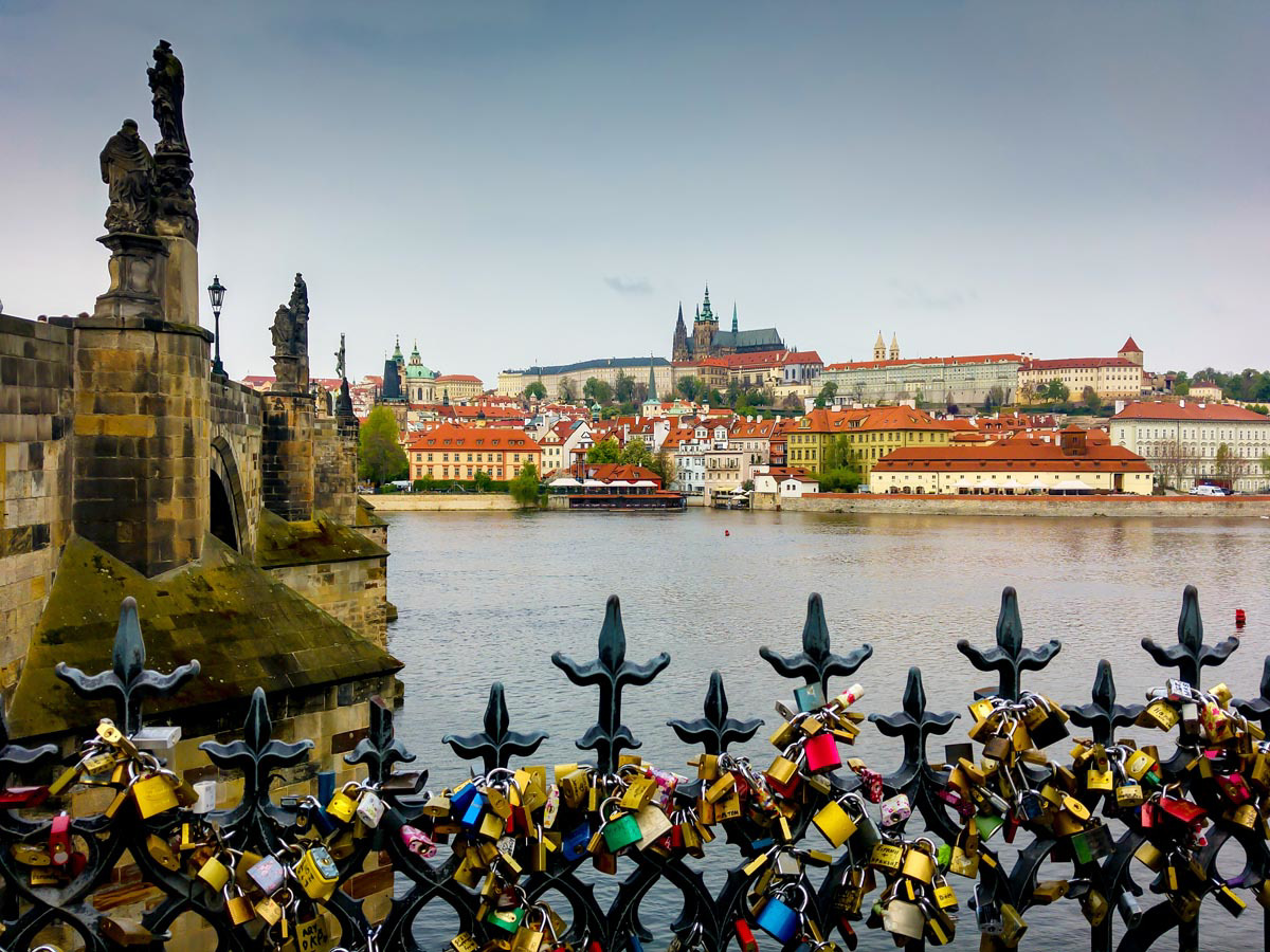 Praga Foto: Copyright © Sisterscom.com / Travel Rider / Shutterstock