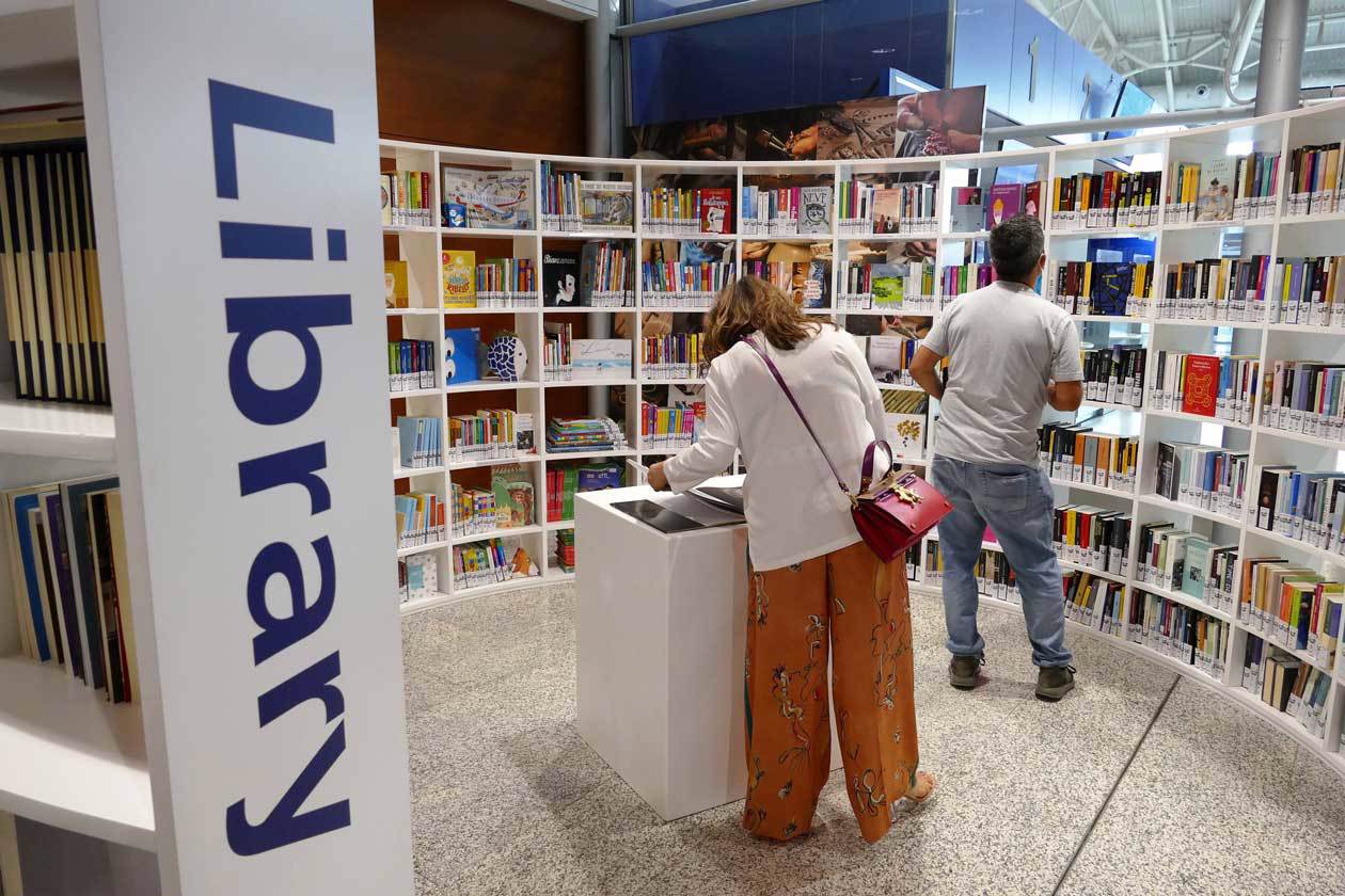 Biblioteca nell'Aeroporto di Cagliari