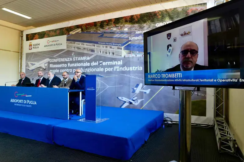 Aeroporto di Grottaglie. Conferenza. © Aeroporti di Puglia S.p.A.