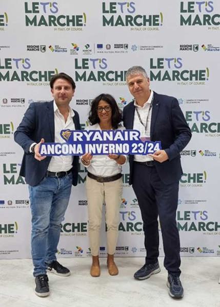 Mauro Bolla, Country Manager Ryanair e Marco Bruschini, Direttore ATIM (Agenzia per il Turismo e per l’Internazionalizzazione delle Marche). © Ryanair.