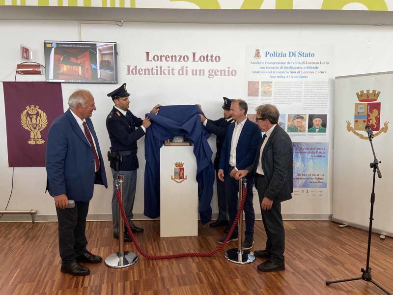 Identikit di Lorenzo Lotto all'Aeroporto di Milano Bergamo. Foto: Copyright © Sisterscom.com / Avion Tourism Magazine