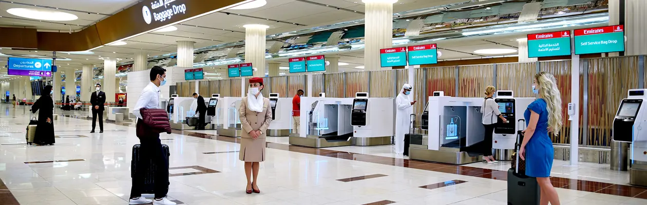 Emirates migliora l'esperienza di viaggio "contactless"