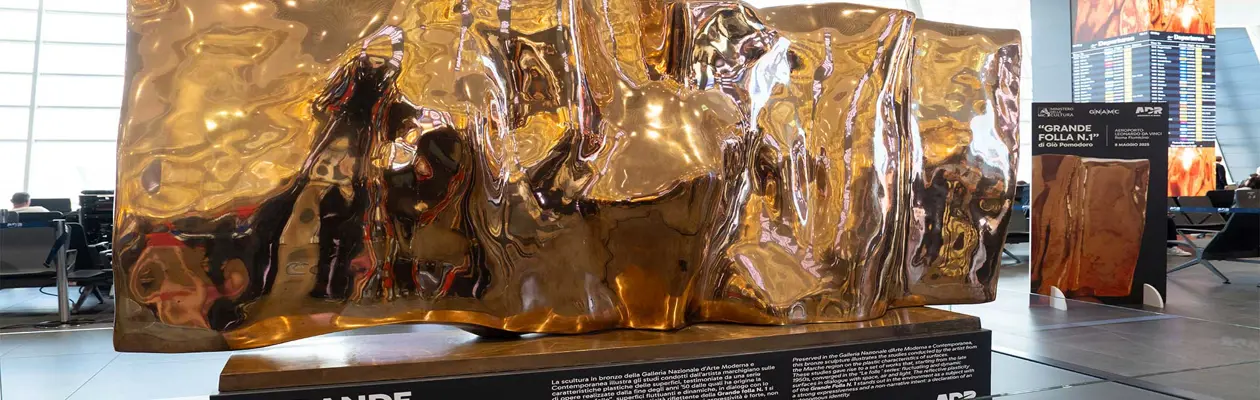 Scultura di Giò Pomodoro all'Aeroporto di Roma Fiumicino