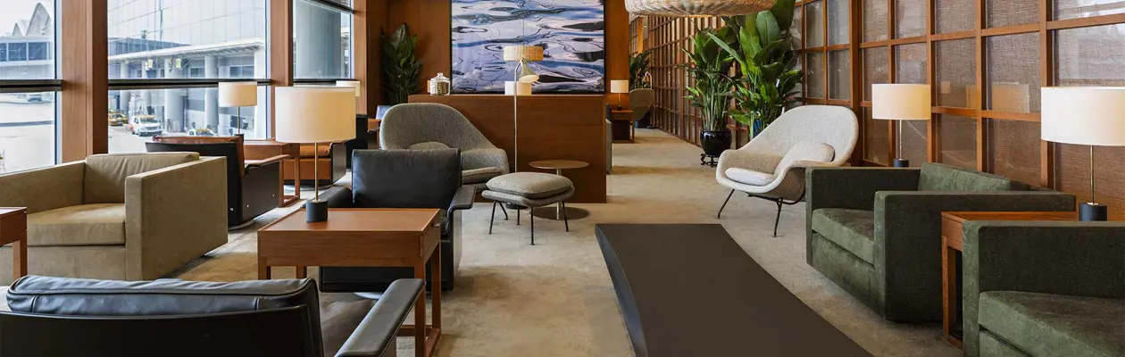 Cathay Pacific riapre la lounge The Bridge a Hong Kong