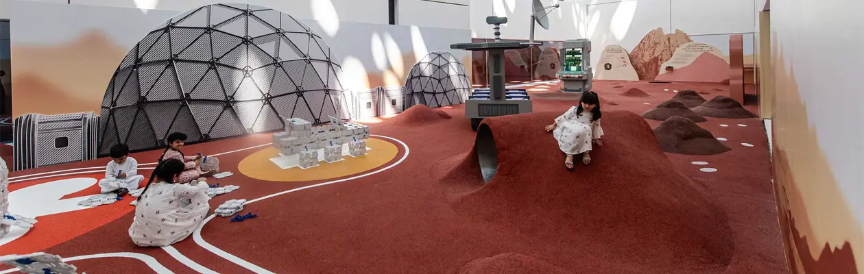 La mostra Picturing the Cosmos al Louvre Abu Dhabi