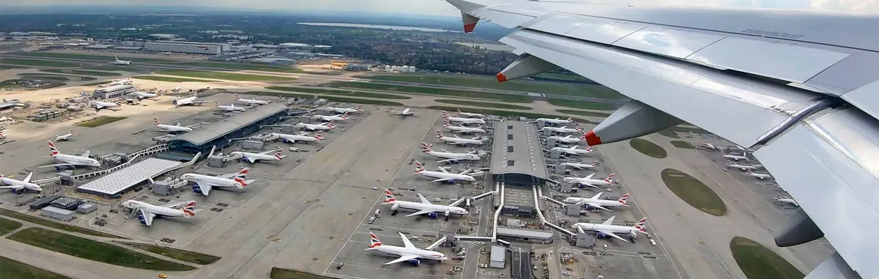 Heathrow: dal fast food al carburante per aerei