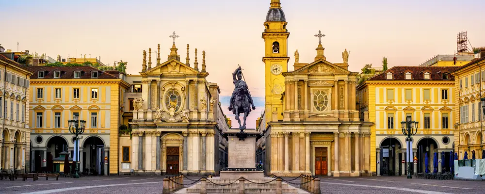 Notre-Dame de Paris. Sculture gotiche dalla grande cattedrale