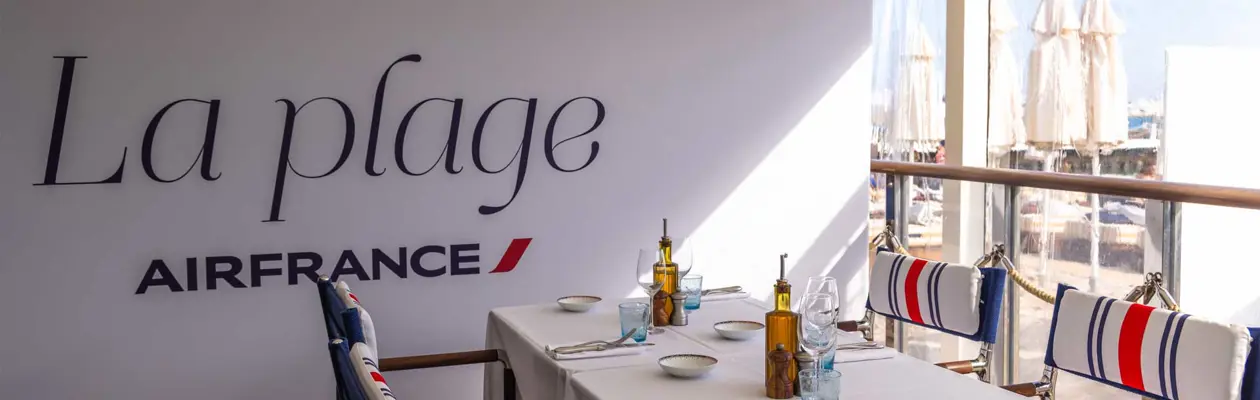 La spiaggia di Air France a Cannes
