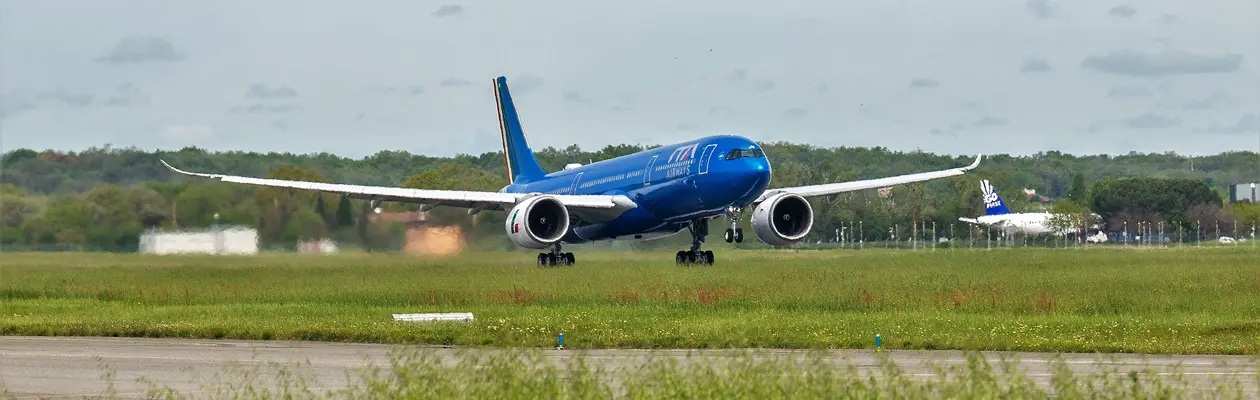 Il nuovo Airbus A330-900 con livrea azzurra di ITA Airways