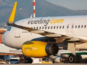 A Natale e Capodanno voli per Parigi e Barcellona da Genova con Vueling