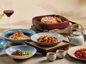 Nuove proposte culinarie di Cathay Pacific in Business Class
