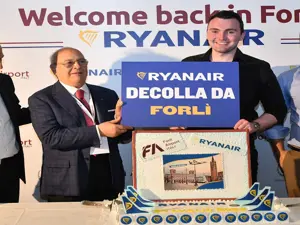 Ryanair decolla dall'aeroporto di Forlì