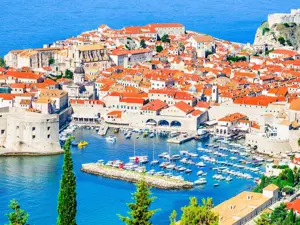 Città d'arte sul mare