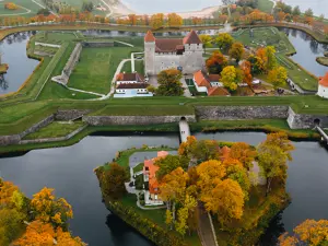 Estonia in autunno: foliage, saune e natura
