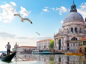 L'Italia che riparte attira chi sta organizzando le vacanze estive
