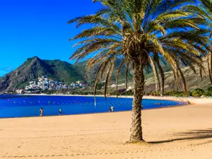 Le Canarie entrano nella lista dei corridoi turistici sicuri del Regno Unito