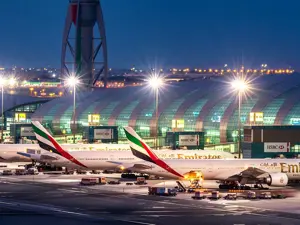 Emirates torna a volare a Londra e Parigi con l’A380 e aggiunge Dhaka e Monaco al proprio network