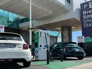 A Fiumicino la prima colonnina di ricarica veicoli elettrici