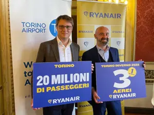 Ryanair festeggia 20 milioni di passeggeri a Torino