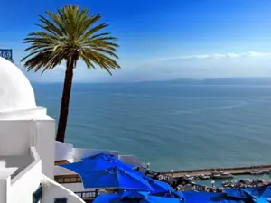 La Tunisia apre le sue frontiere ai viaggiatori internazionali