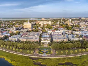 A Charleston con voli diretti dall'Europa