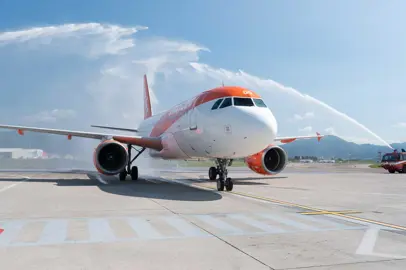 Primo volo easyJet all'Aeroporto di Milano Bergamo