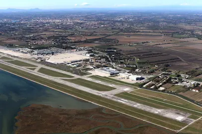 Venezia premiata con il il Best Airport Award