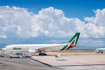 Alitalia: i voli in Continuità Territoriale su Alghero e Olbia
