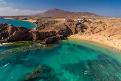 Isole Canarie e Organizzazione Mondiale del Turismo accordo per primo volo sperimentale con Passaporto Sanitario