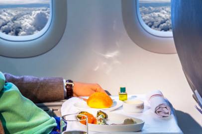 Cosa mangiare in aereo a 30.000 piedi