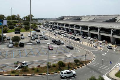 Aeroporto di Cagliari: parcheggio 20 minuti gratis agli Arrivi