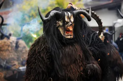 Gli spaventosi Krampus del Tirolo