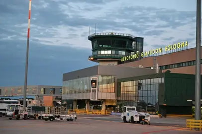 Aeroporto di Bologna: pista chiusa di notte per lavori fino al 30 settembre