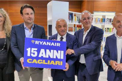 Ryanair festeggia 15 anni all'aeroporto di Cagliari