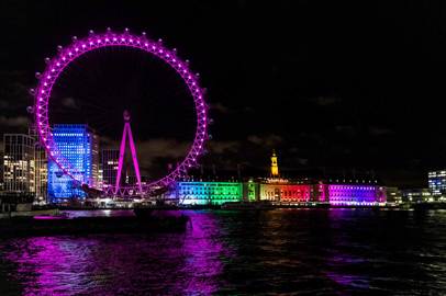 London Eye: Londra si illumina di rosa