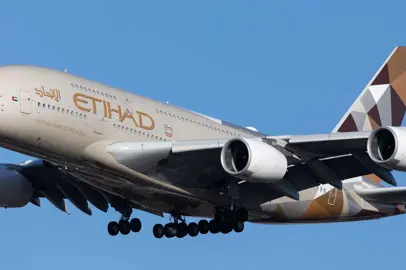 Etihad vola da Abu Dhabi a Parigi